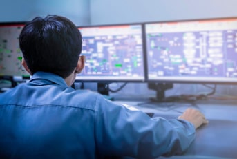 3 Key Components of a Security Operations Center (SOC): Why a Hybrid Solution May be Best